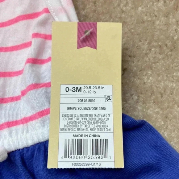 NWT Infant Dress with Bloomers - Picture 2 of 7